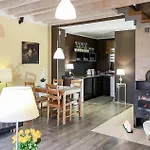 2 Bedroom Gorgeous Home In Szarejki Holiday home *