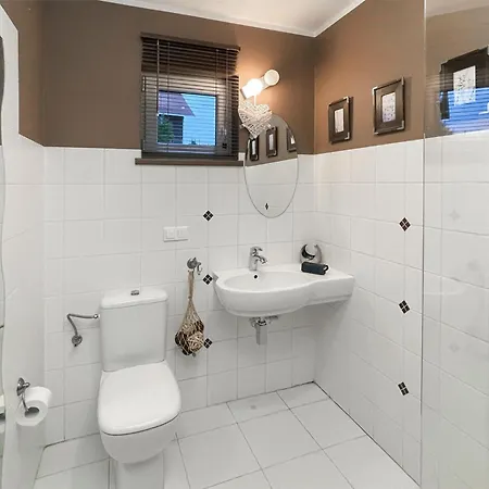 2 Bedroom Awesome In